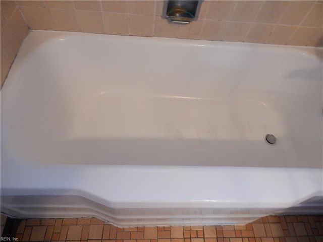 3574 Ladd AVE, Norfolk, VA 23502