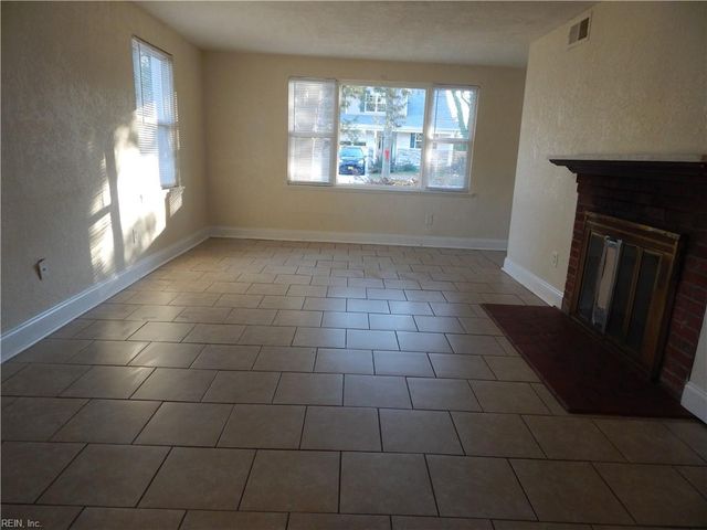 3574 Ladd AVE, Norfolk, VA 23502