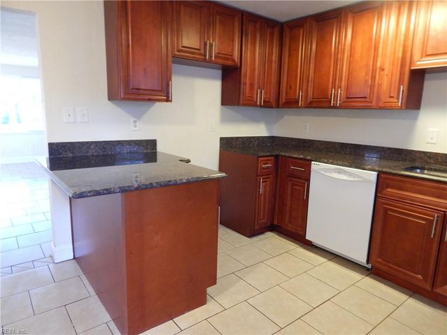 3574 Ladd AVE, Norfolk, VA 23502