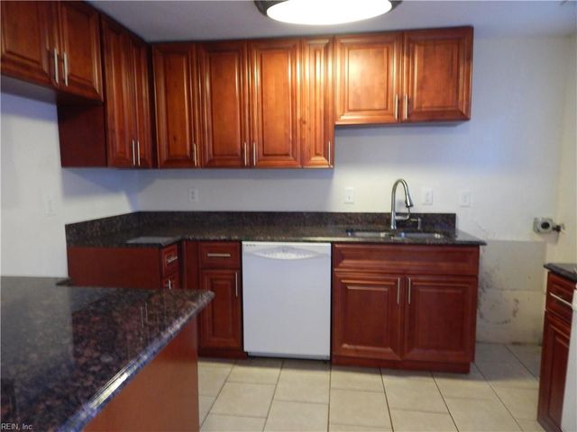 3574 Ladd AVE, Norfolk, VA 23502