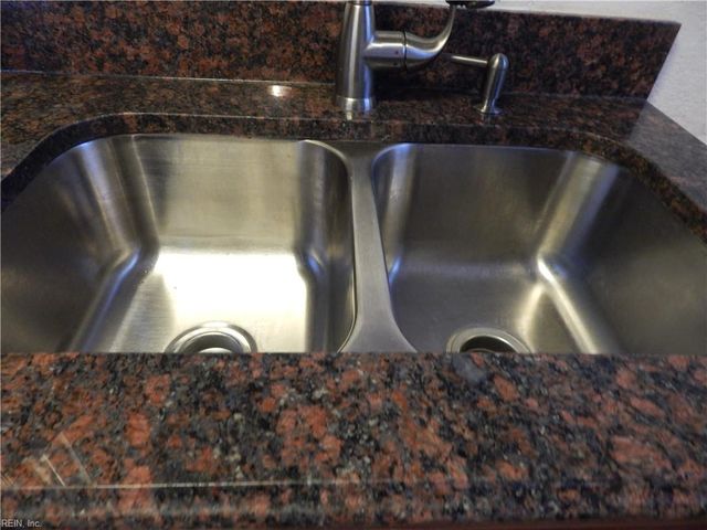 3574 Ladd AVE, Norfolk, VA 23502