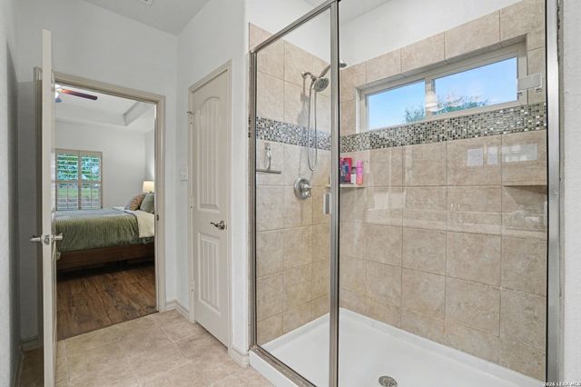240 Roy Nichols Dr, Blanco, TX 78606