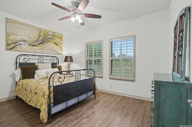 240 Roy Nichols Dr, Blanco, TX 78606