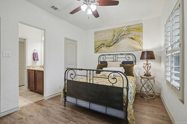 240 Roy Nichols Dr, Blanco, TX 78606