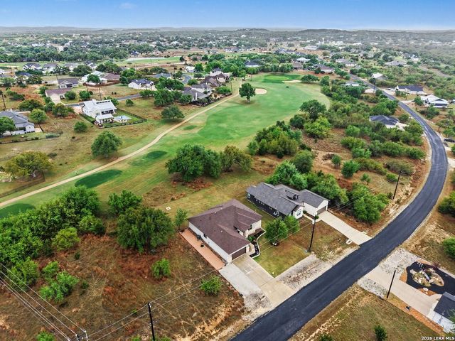 240 Roy Nichols Dr, Blanco, TX 78606