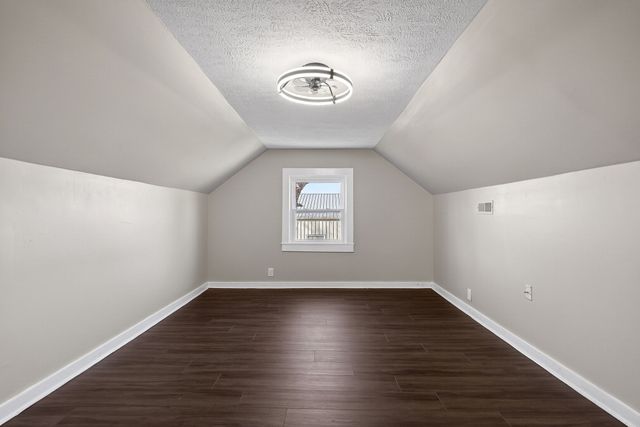 411 Hooper St, Smithville, TN 37166