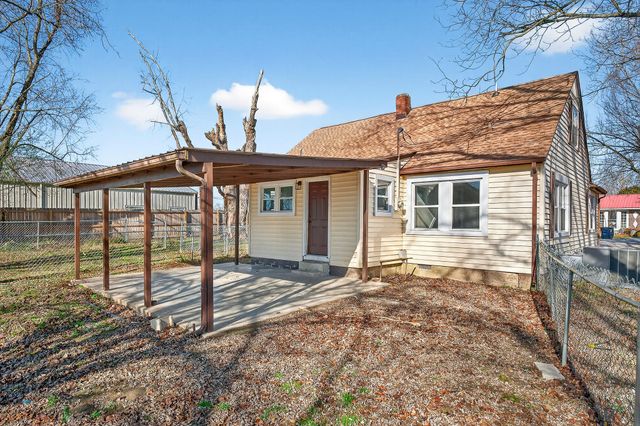 411 Hooper St, Smithville, TN 37166