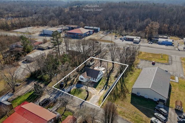 411 Hooper St, Smithville, TN 37166