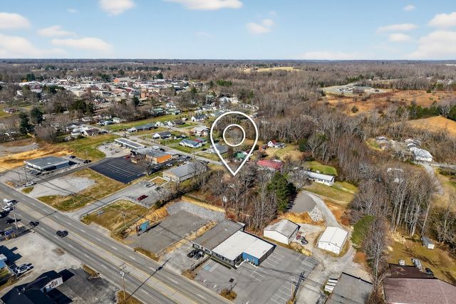 411 Hooper St, Smithville, TN 37166