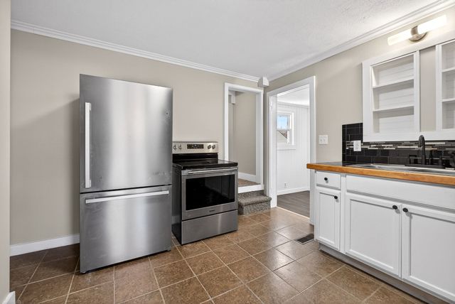 411 Hooper St, Smithville, TN 37166