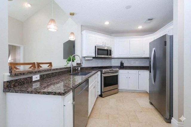 400 Seaside Lane, Juno Beach, FL 33408