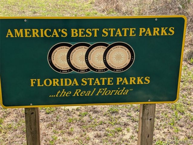 9933 N Joel Point, Dunnellon, FL 34434