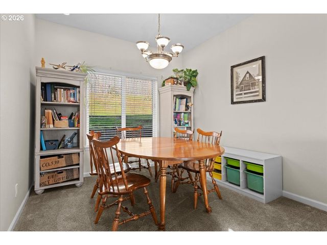 387 JESSICA Dr, Forest Grove, OR 97116