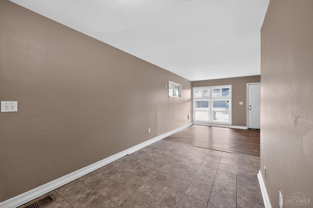 8760 Grenada Drive, Springfield Twp., OH 45231