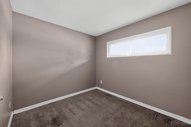8760 Grenada Drive, Springfield Twp., OH 45231