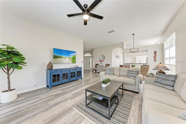 6726 HICKORY HAMMOCK CIRCLE, Bradenton, FL 34202