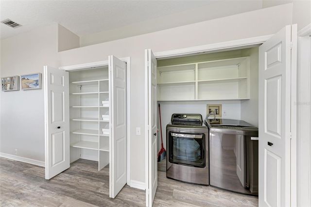 6726 HICKORY HAMMOCK CIRCLE, Bradenton, FL 34202