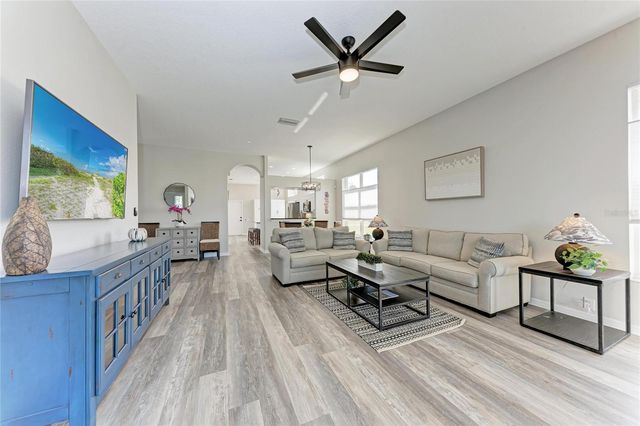 6726 HICKORY HAMMOCK CIRCLE, Bradenton, FL 34202