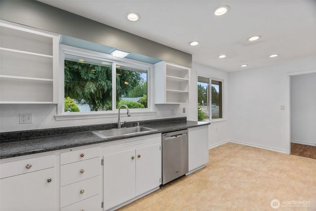6531 Highland Drive SW, Tumwater, WA 98501