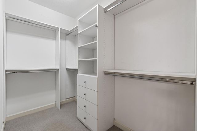 916 Mill Creek Drive, Palm Beach Gardens, FL 33410