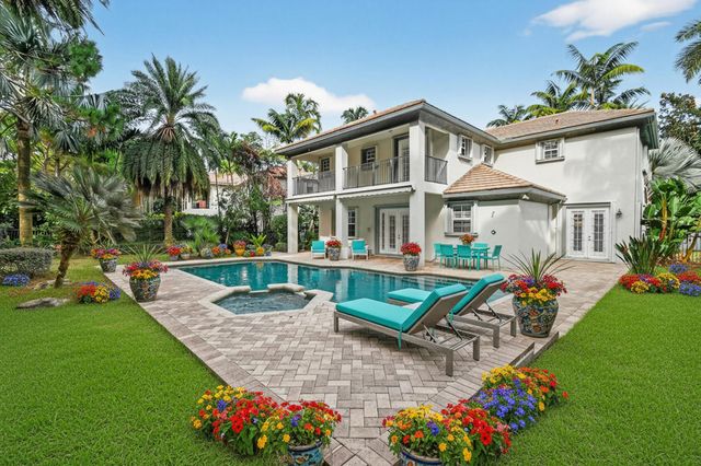 916 Mill Creek Drive, Palm Beach Gardens, FL 33410