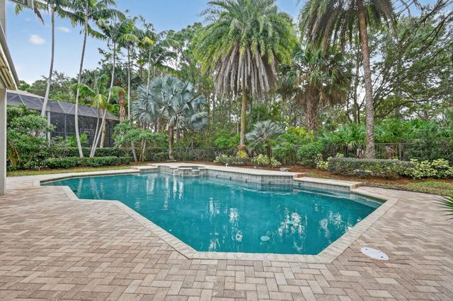 916 Mill Creek Drive, Palm Beach Gardens, FL 33410