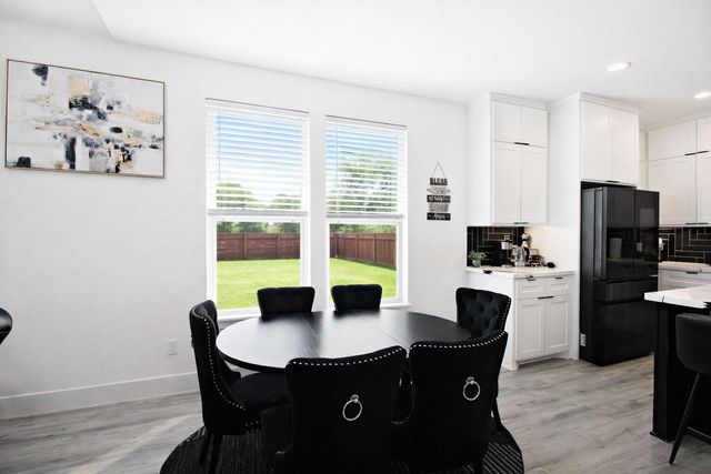 1118 N Shepherd Drive, Baytown, TX 77520