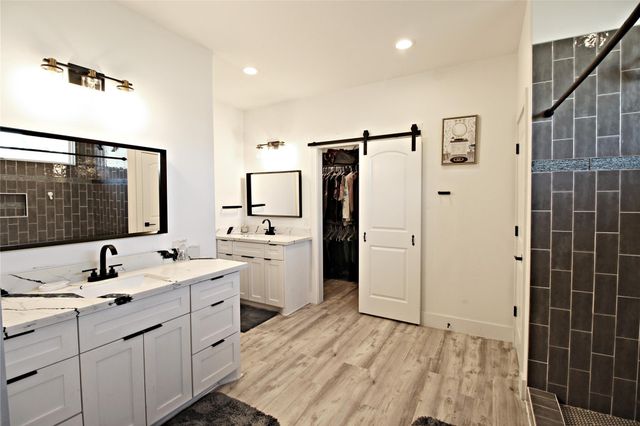 1118 N Shepherd Drive, Baytown, TX 77520