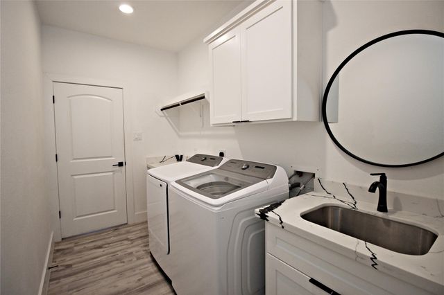 1118 N Shepherd Drive, Baytown, TX 77520