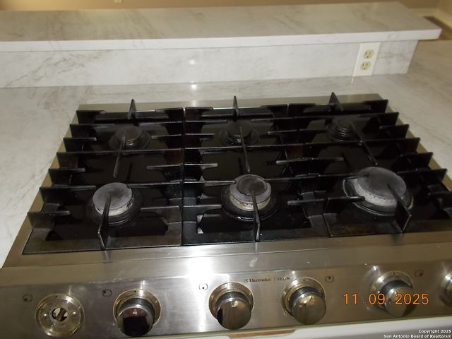 1247 Abbotsbury, Universal City, TX 78148