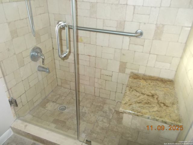 1247 Abbotsbury, Universal City, TX 78148