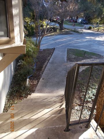 1247 Abbotsbury, Universal City, TX 78148