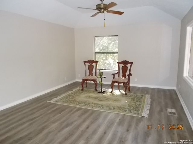 1247 Abbotsbury, Universal City, TX 78148