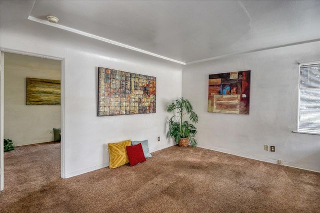 2214 W Northwest Blvd, Spokane, WA 99204