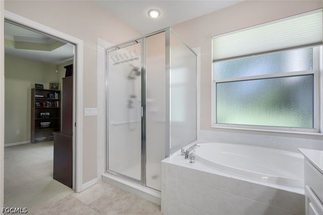9830 Mar Largo CIR, Fort Myers, FL 33919