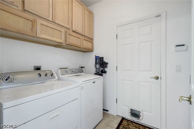 9830 Mar Largo CIR, Fort Myers, FL 33919