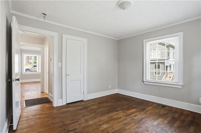 868 Rochelle Drive SW, Atlanta, GA 30310