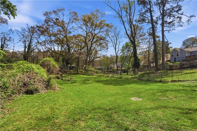 868 Rochelle Drive SW, Atlanta, GA 30310