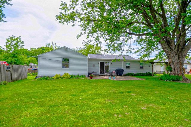321 Hart St, Chartiers, PA 15342