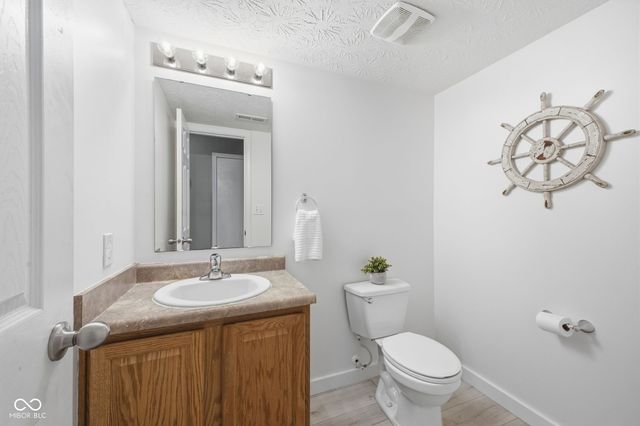 13804 Black Canyon Court, Fishers, IN 46038