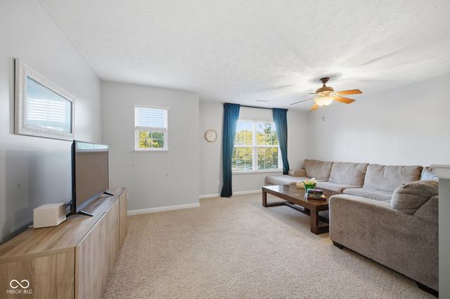 13804 Black Canyon Court, Fishers, IN 46038