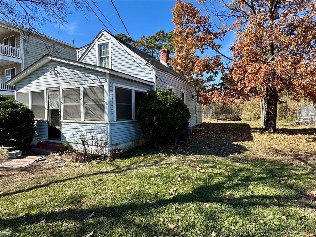 19 Bonita DR, Hampton, VA 23664