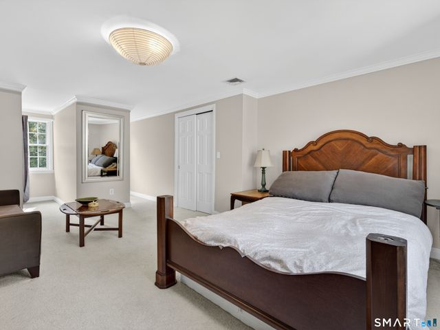 2 Larchwood Lane, East Lyme, CT 06333