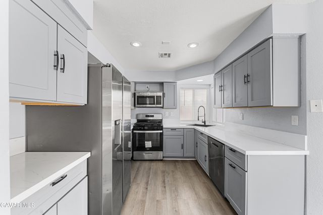 37666 Scomar Street, Palmdale, CA 93550