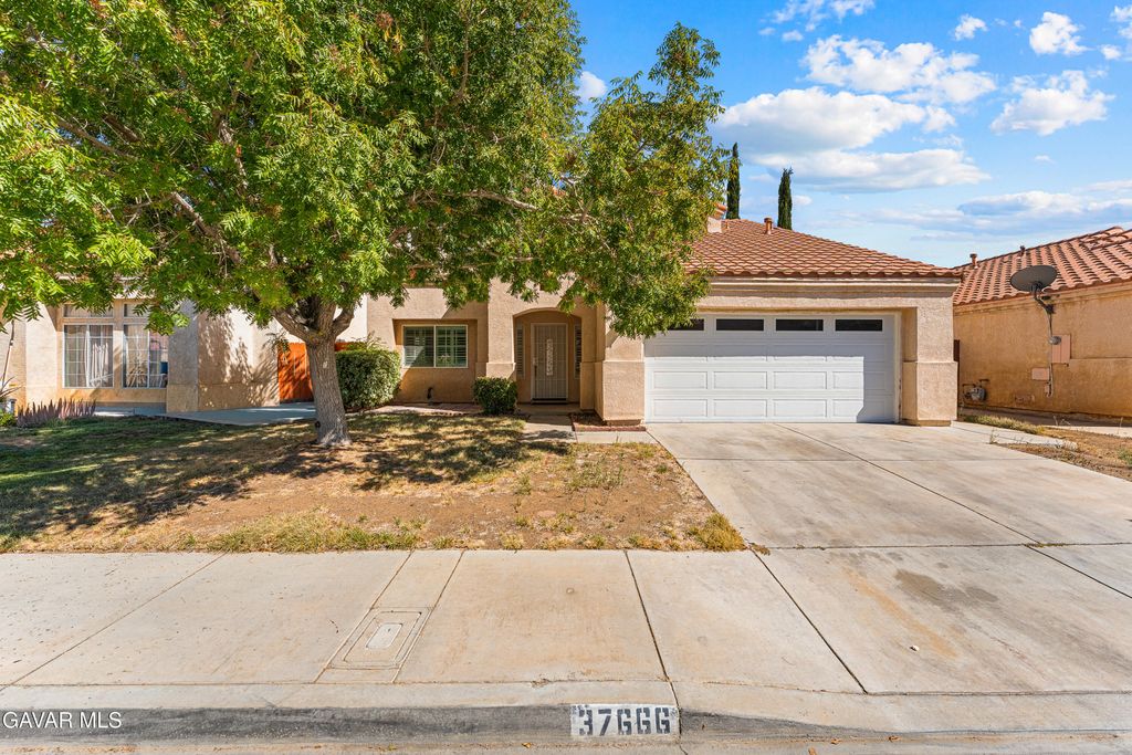 37666 Scomar Street, Palmdale, CA 93550
