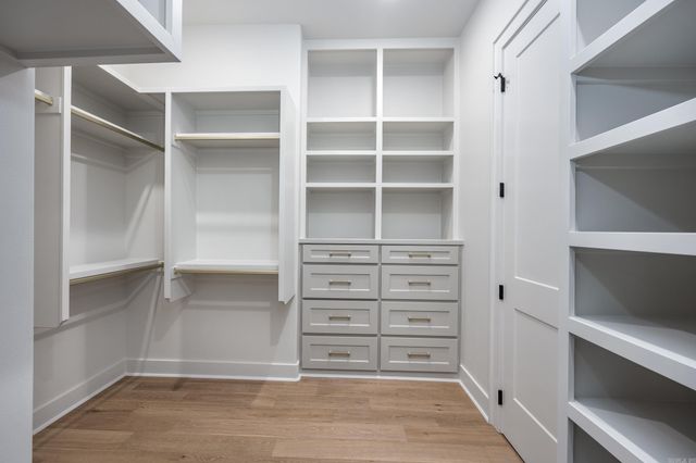 33 Mereville Place, Little Rock, AR 72223