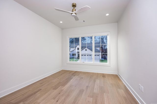 33 Mereville Place, Little Rock, AR 72223