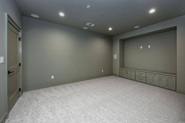 33 Mereville Place, Little Rock, AR 72223