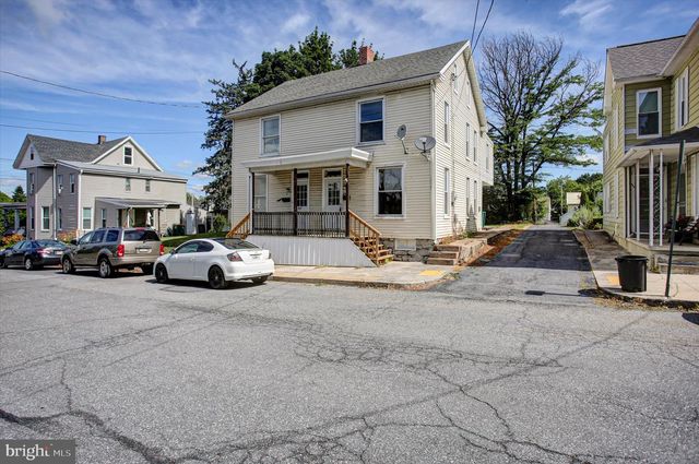 219-221 GARFIELD ST, Chambersburg, PA 17201