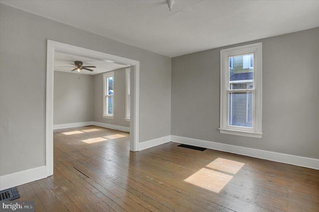 219-221 GARFIELD ST, Chambersburg, PA 17201